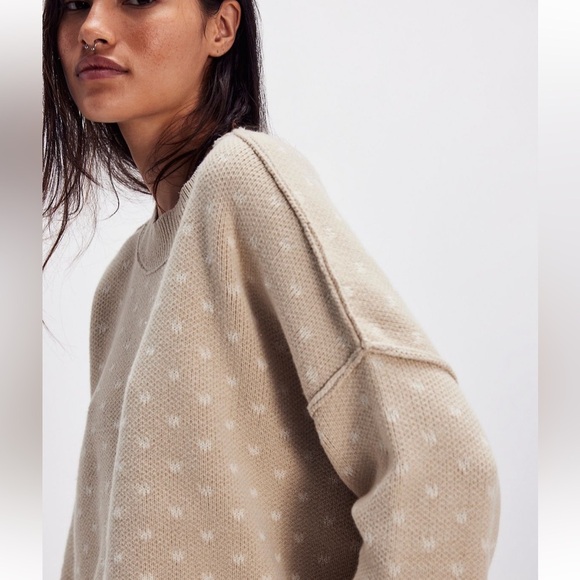 Free People easy street crop sweater - Picture 4 of 6